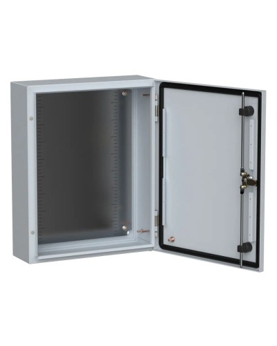 ЩМП-50.40.15 УХЛ1 IP66 500x400x150 TITAN 5 (TI5-10-N-050-040-015-66). Шкаф металлический с монтажной платой. IEK в Барнауле